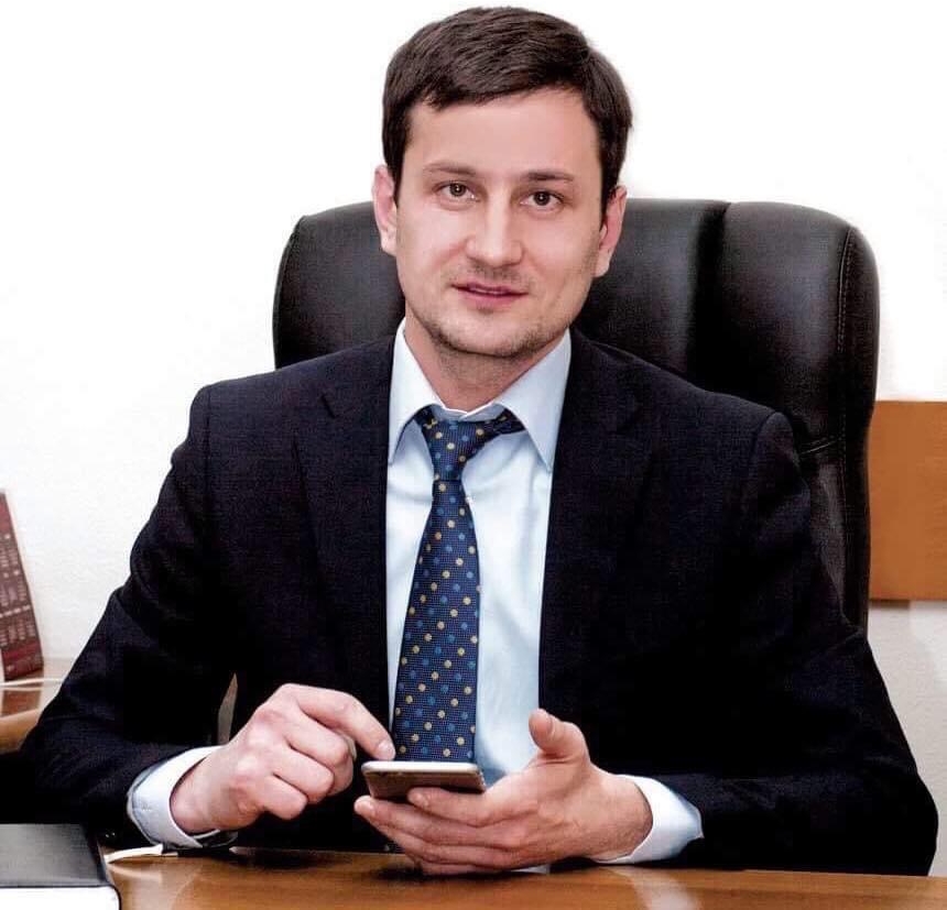 LA MULȚI ANI, DOMNULE DIRECTOR!
